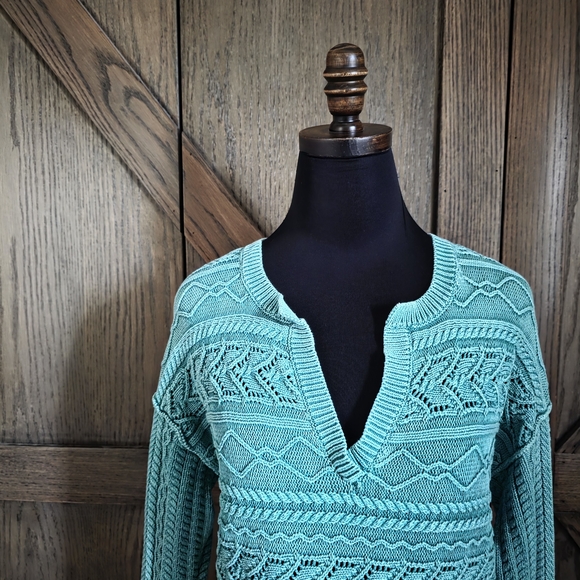 LAST CHANCE Sundance Cable Knit Teal Patterned Sweater - Picture 2 of 4